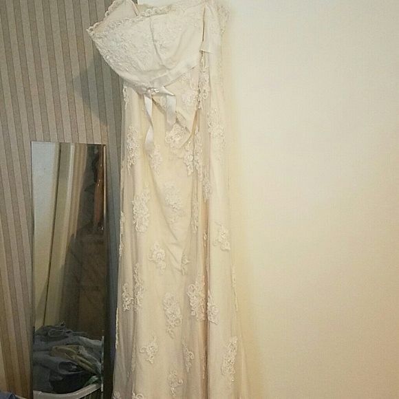 Davids Bridal Wedding Dress Size 8
