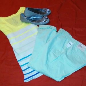 NWT GAP Khakis. Broken-in Straight style pants