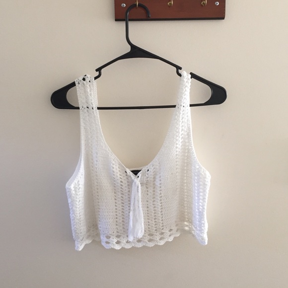 Forever 21 crotchet top