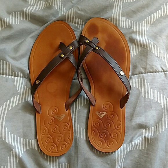 Roxy flip flops