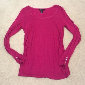 ✨WHBM Magenta Long-Sleeve Top