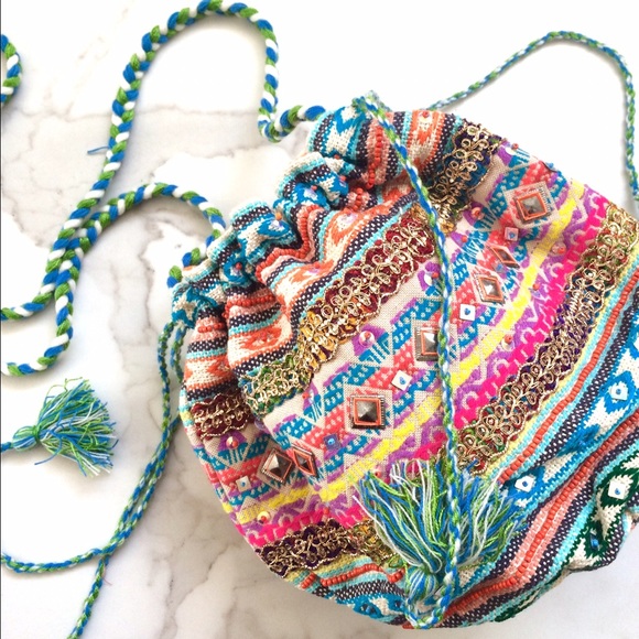 SOLD Multicolor Gypsy puff crossbody - Picture 3 of 7