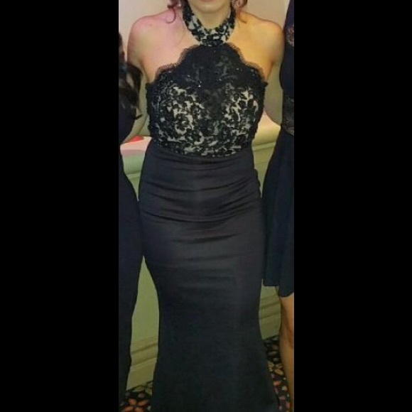 Black formal evening gown - Picture 3 of 4