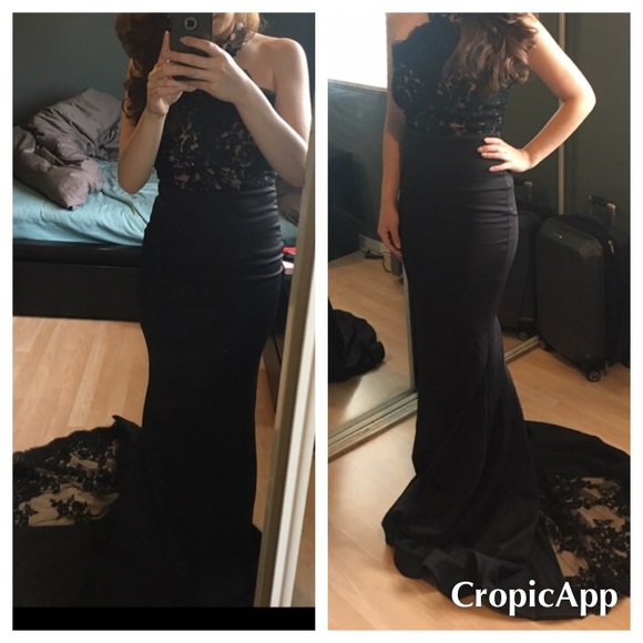 Black formal evening gown - Picture 4 of 4