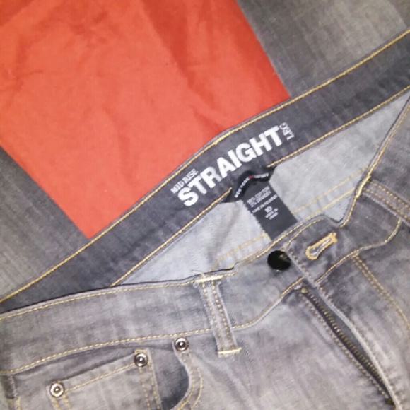 NY&CO Gray Jeans - Picture 3 of 3