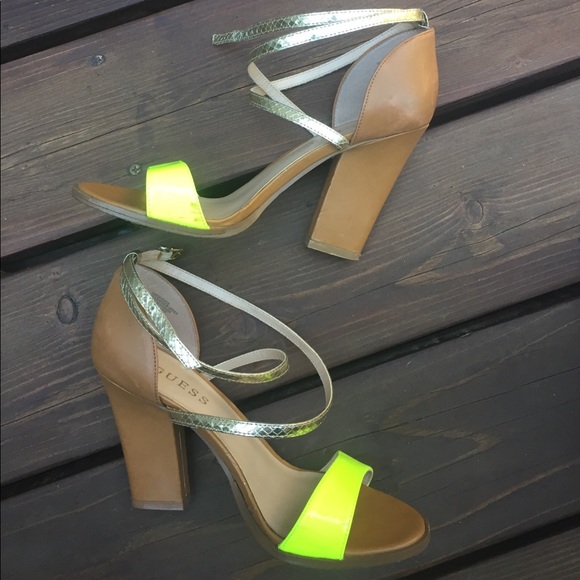 Guess ankle wrap sandal heels - Picture 3 of 8