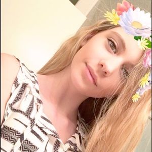 Meet your Posher, Cierra