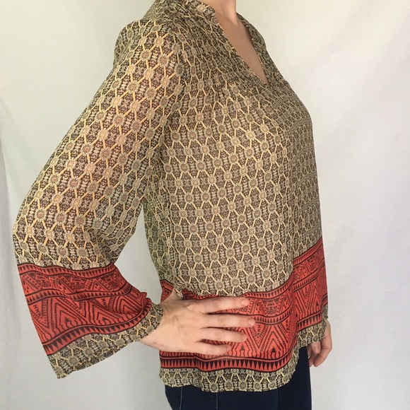 Black and Tan Blouse w/Red Accents - Picture 3 of 4