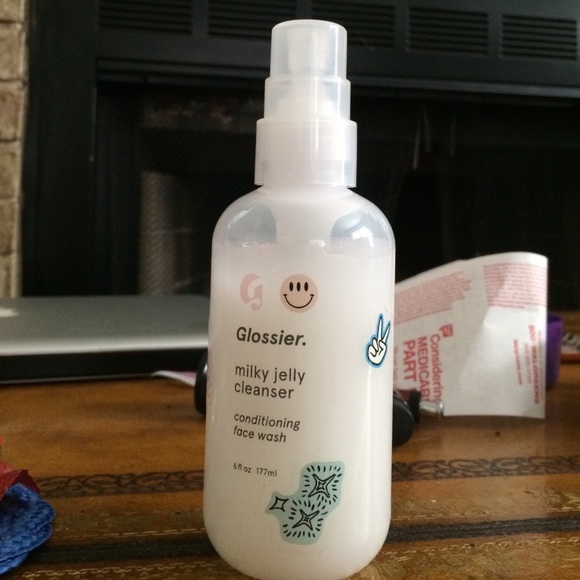 Glossier Milky Jelly Cleanser