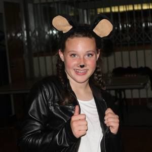 Meet your Posher, Jules