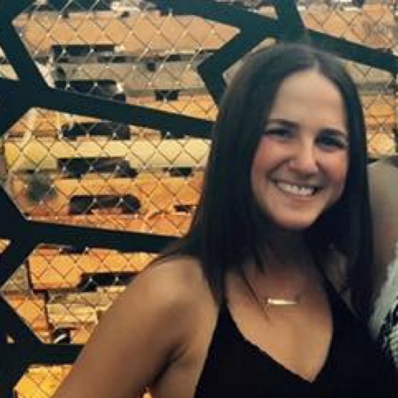 Meet your Posher, Francesca