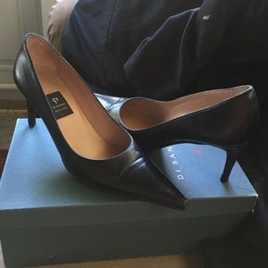 Disandro Navy Heels