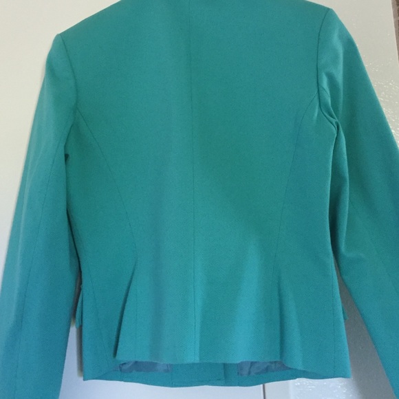 Sea foam green blazer - Picture 3 of 3