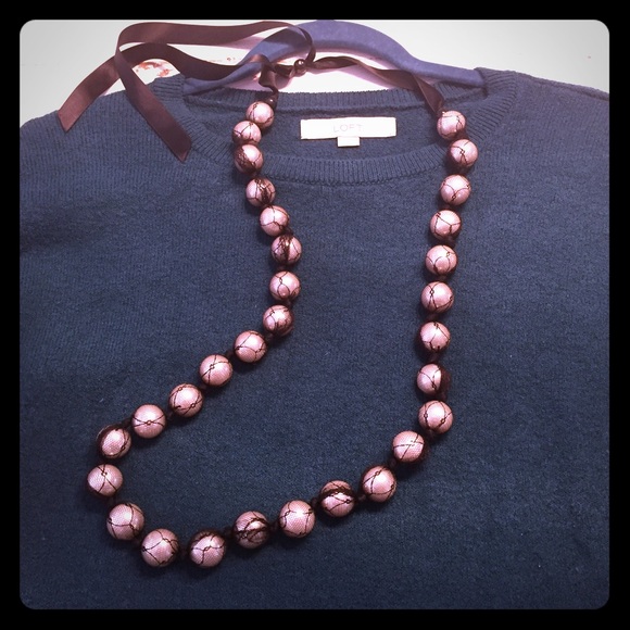 Oversize pearl & ribbon necklace