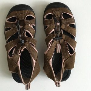 Nevado Hiking Sandals