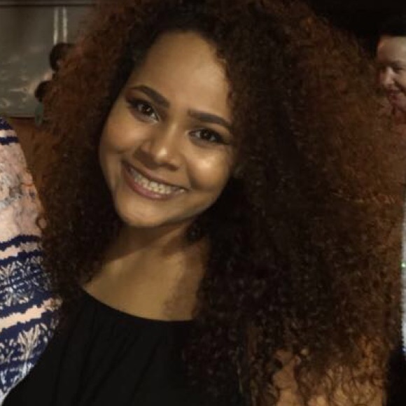 Meet your Posher, Danielle - Picture 1 of 1
