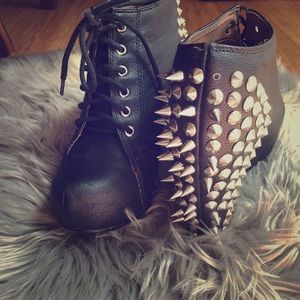 Jeffery Campbell spiked xo u 99 tie wedge bootie