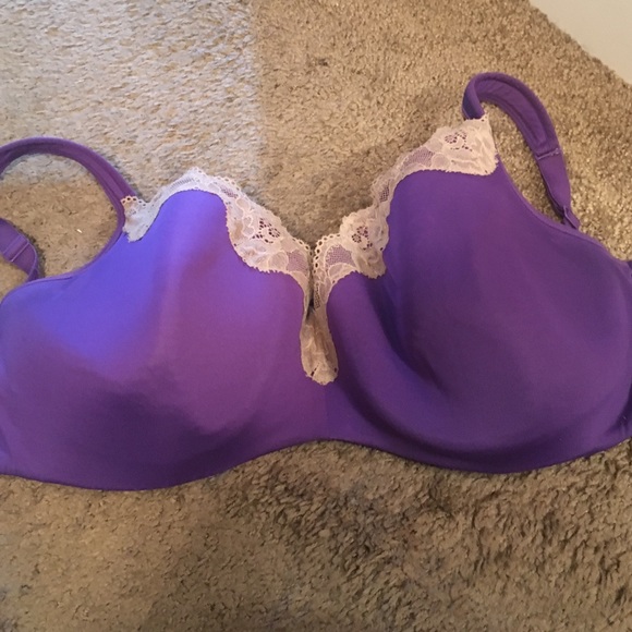 38 H Cacique Bra 💜