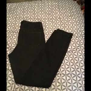 ‼️SOLD ON Ⓜ️‼️Women's black denim jeans