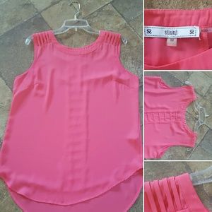 Bright sleeveless tank