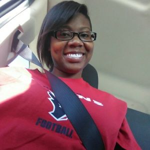 Meet your Posher, Antoinette