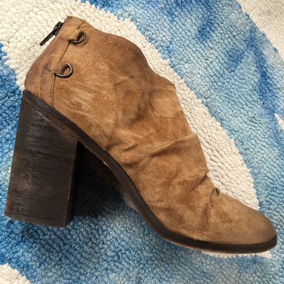 Boutique 9 Shoes - Boutique 9 Tan Suede Booties Boutique 9 Shoes - Boutique 9 Tan Suede Booties