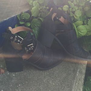 black booties size 9
