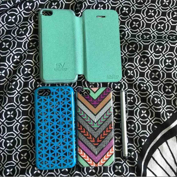 3 IPhone 5c cases + Stylist for $9‼️