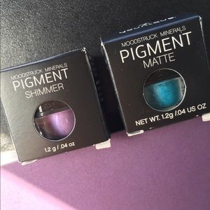 Younique Pigment Shadows