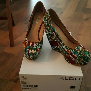 Multi colored Aldo Wedge