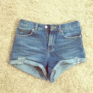 Topshop shorts in light wash