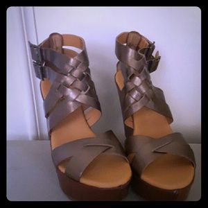 Bronze Korks by Kork-Ease wedges