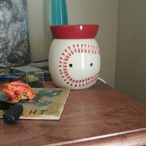 Scentsy warmer