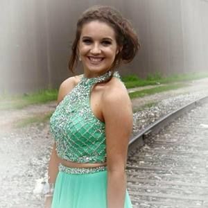 Meet your Posher, Becky