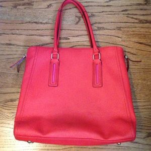Stella and Dot Madison Tote