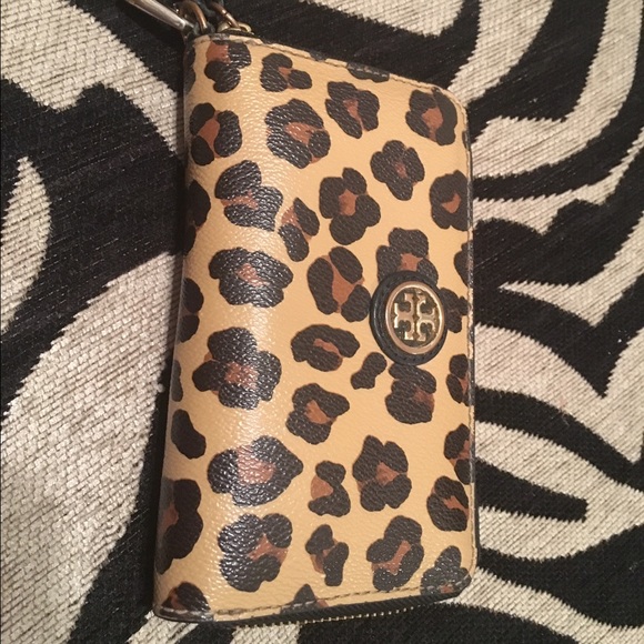 Tory Burch wristlet