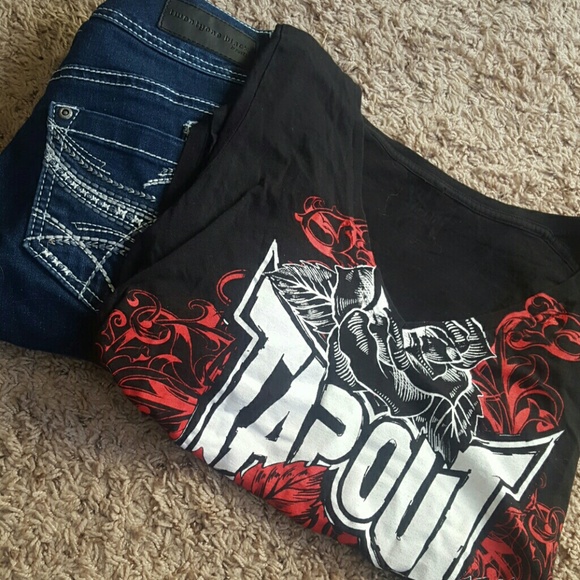 Black and Red Tapout Tee