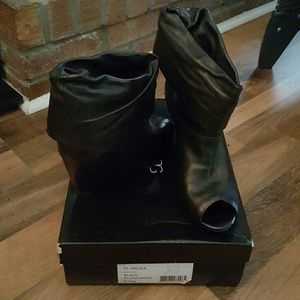 Black BCBG leather wedge shoetie