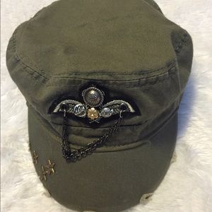 Green army hat