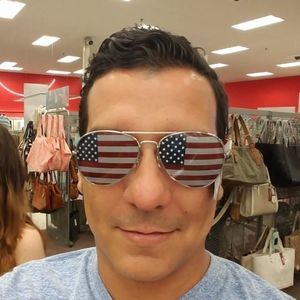 Meet your Posher, Ariel