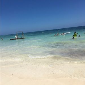 Meet your Posher, Victoria