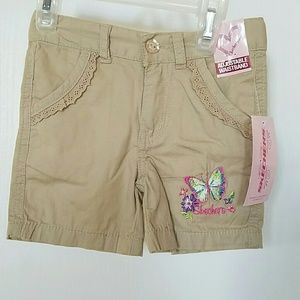 Khaki shorts with butterfly detail