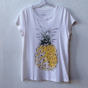Ann Taylor T-Shirt