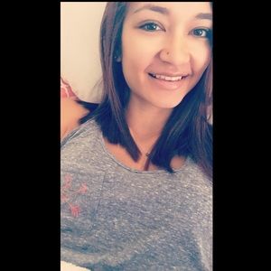 Meet your Posher, Kaila