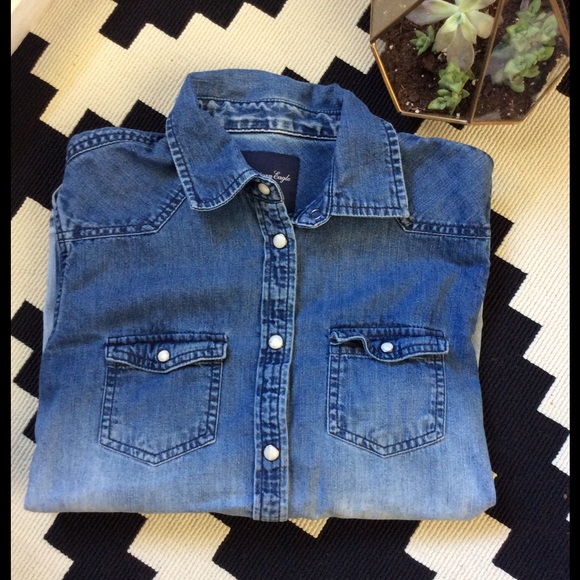 AEO Chambray Button-Down