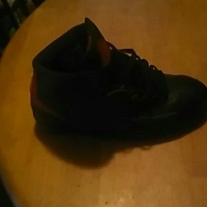 Men's jordans retro 2's