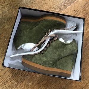 Boutique 9 Shoes - Boutique 9 Lace Up Wedges Boutique 9 Shoes - Boutique 9 Lace Up Wedges