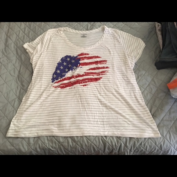 Lane Bryant 22/24 tee