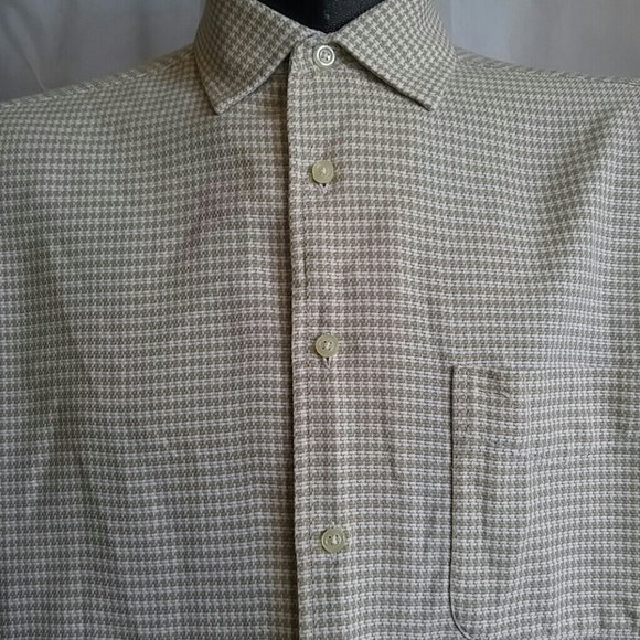 Shirt - Picture 2 of 4