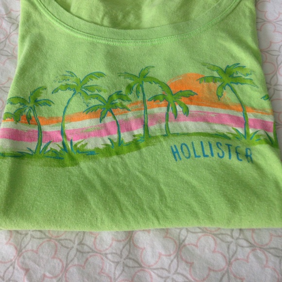 Hollister shirts Size small - Picture 1 of 3